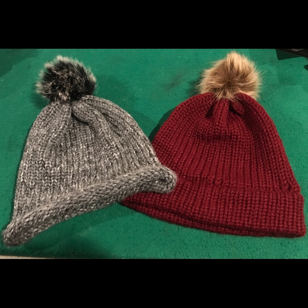 Pom Pom beanies - Picture 4 of 10
